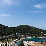 Apartment Sensational View